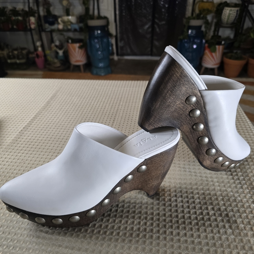 Alaïa - Picture 10 of 12